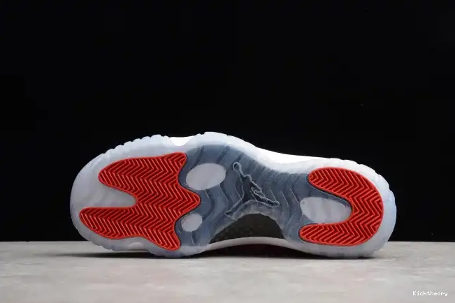 Kicktheory 378037-623 RetroGym Red Air 11 Jordan 0605